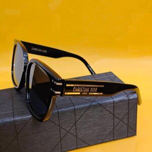 Christian Dior Black Square Sunglasses | Like New